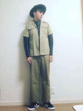 「N.HOOLYWOOD（N.ハリウッド）のアイテム（チノパンツ）」を使った、MICHYさん（メンズ・178cm）の秋コーディネート