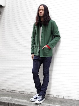 「スキニーデニム」｜「アイテム（カバーオール）」を使った、オギさん（メンズ・180cm）の冬コーディネート