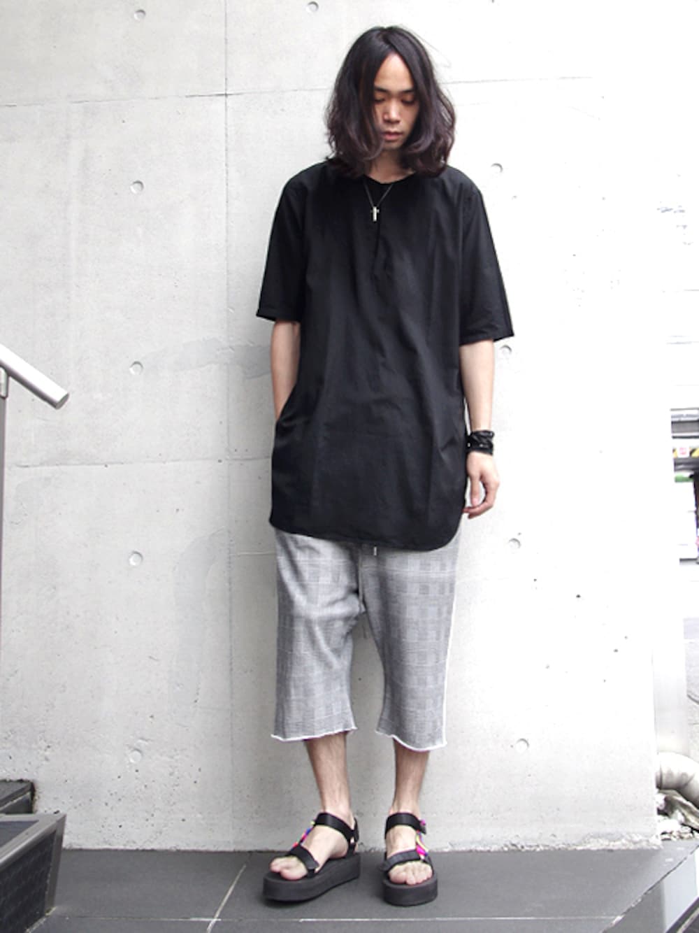シャツ/ブラウスを使った「 サルエルパンツ」の人気ファッション 