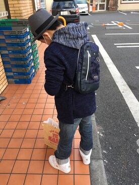 「アイテム（ボディバッグ/ウエストポーチ、ブルー系）」を使った、Rickyさん（メンズ・168cm）の冬コーディネート