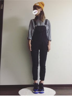 「GU（ジーユー）のアイテム（サロペット/オーバーオール、ブラック系）」を使った、RINさん（レディース・162cm）の秋コーディネート