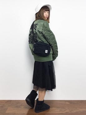 「CHUMS（チャムス）のアイテム（ショルダーバッグ）」を使った、いぴさん（レディース・152cm）の秋コーディネート