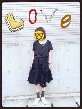 「NETSTAR（ネットスター）のアイテム（Tシャツ/カットソー）」を使った、ぽんたさん（レディース・155cm）の秋コーディネート