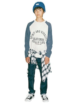 「BLUE CROSS （ブルークロス）のアイテム」を使った、kladskap　クレードスコープさん（キッズ・160cm）の冬コーディネート