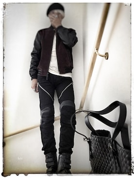 「ACANTHUS（アカンサス）のアイテム」を使った、pierceさん（メンズ・176cm）の秋コーディネート