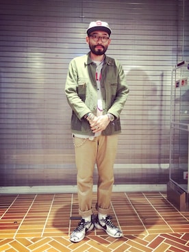 「SASQUATCHfabrix.（サスクワァッチファブリックス）のアイテム（ミリタリージャケット）」を使った、tomoakiniheiさん（メンズ・173cm）の秋コーディネート