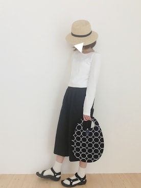 「おめかしコーデ」｜「アイテム（キャップ）」を使った、ｐoｃo.さん（レディース・159cm）の春コーディネート