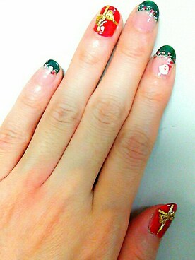 「クリスマスネイル」｜えりんぎ姫さん（レディース・158cm）の冬コーディネート