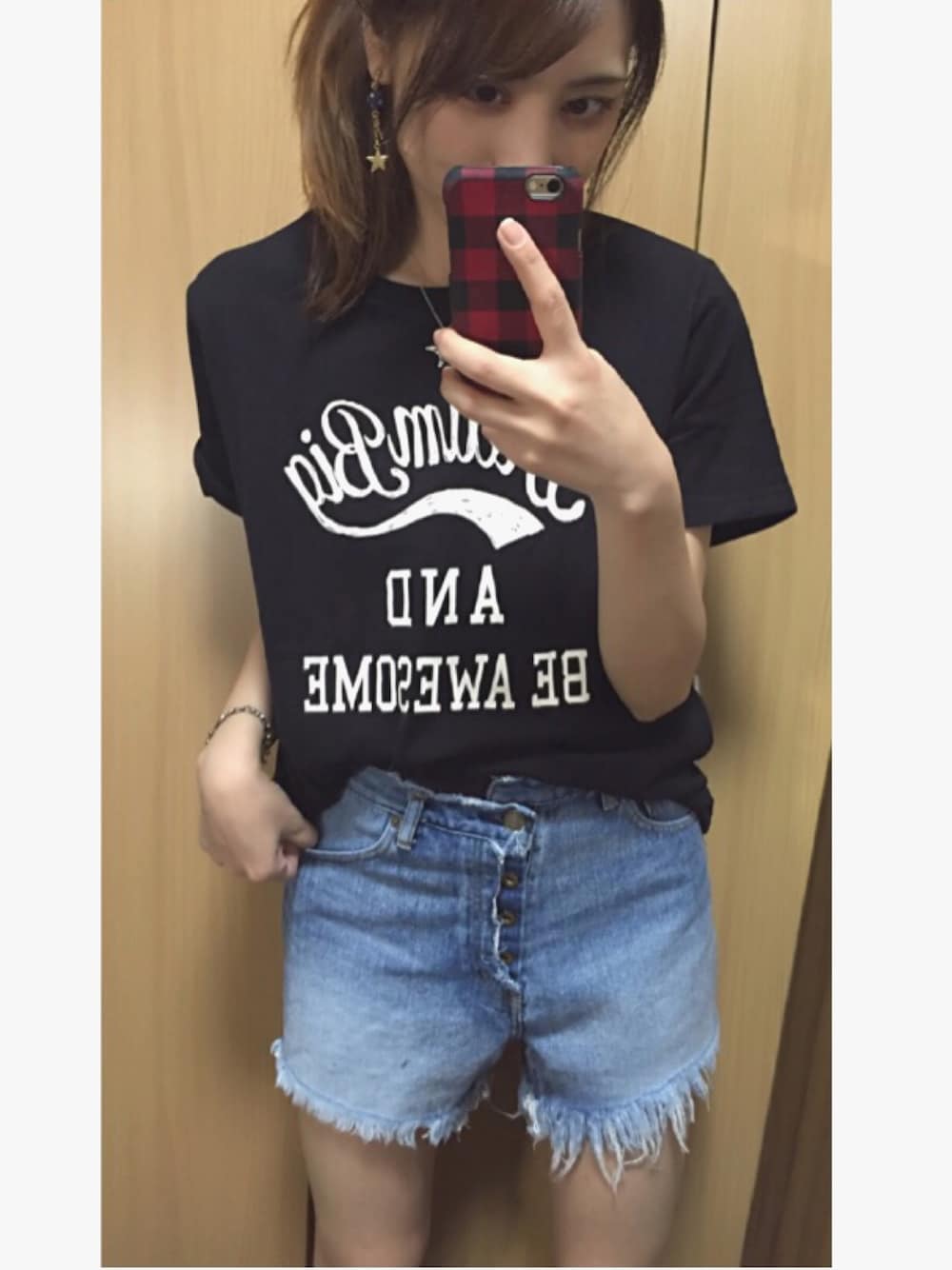 「シンプルコーデ、ショートパンツ、デニム、はるコーデ、夏コーデ、カジュアル、プチプラ、Ungrid」｜「GUのアイテム（Tシャツ/カットソー、ブラック系）」を使った、natsukaさん（レディース・159cm）の春コーディネートの1枚目の写真