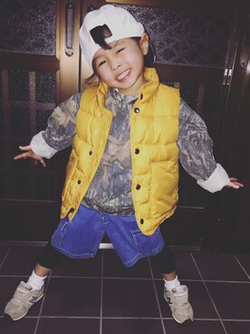 「babygap」｜「アイテム（ダウンベスト）」を使った、ricchanさん（キッズ・100cm）の冬コーディネート