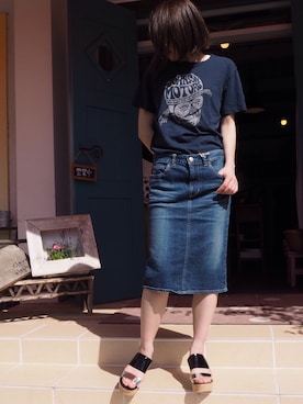 「DEEP BLUE（ディープブルー）のアイテム（スカート）」を使った、clever elephantさん（レディース・153cm）の春コーディネート