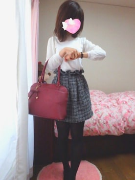 「INGNI（イング）のアイテム（Tシャツ/カットソー、ホワイト系）」を使った、rinnonさん（レディース・160cm）の秋コーディネート