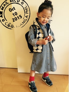 「デニムワンピース」｜「アイテム（その他アウター）」を使った、su shoさん（キッズ・100cm）の秋コーディネート