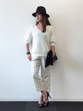 「アイテム（バングル/リストバンド、ブラック系）」を使った、PINKY&DIANNEさん（レディース・163cm）の夏コーディネート