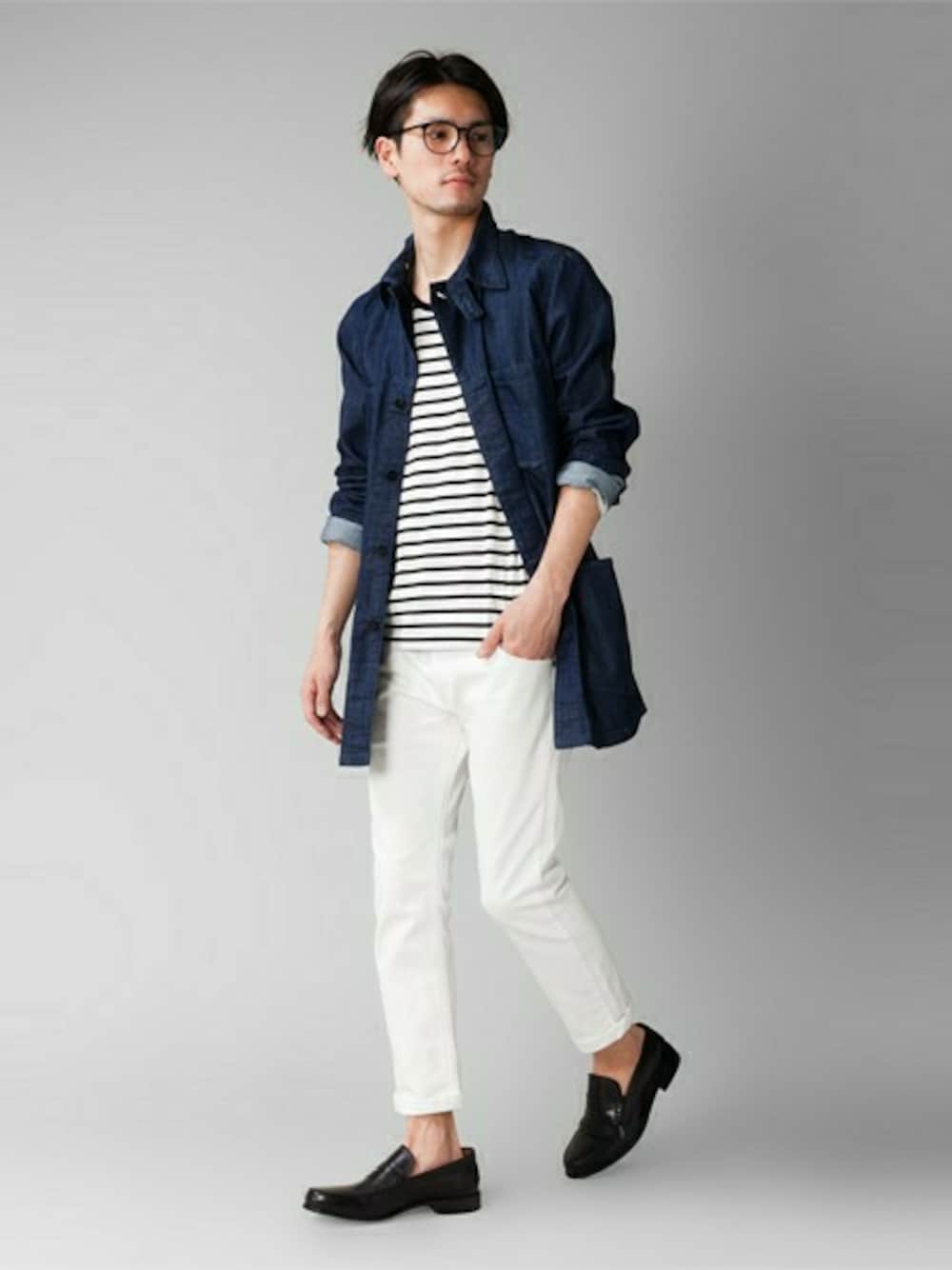 「NANO universeのLee（リー）/ 別注ショップコート（カバーオール、ブルー系）」を使った、nano・universe men's STAFFさん（メンズ・178cm）の春コーディネートの1枚目の写真