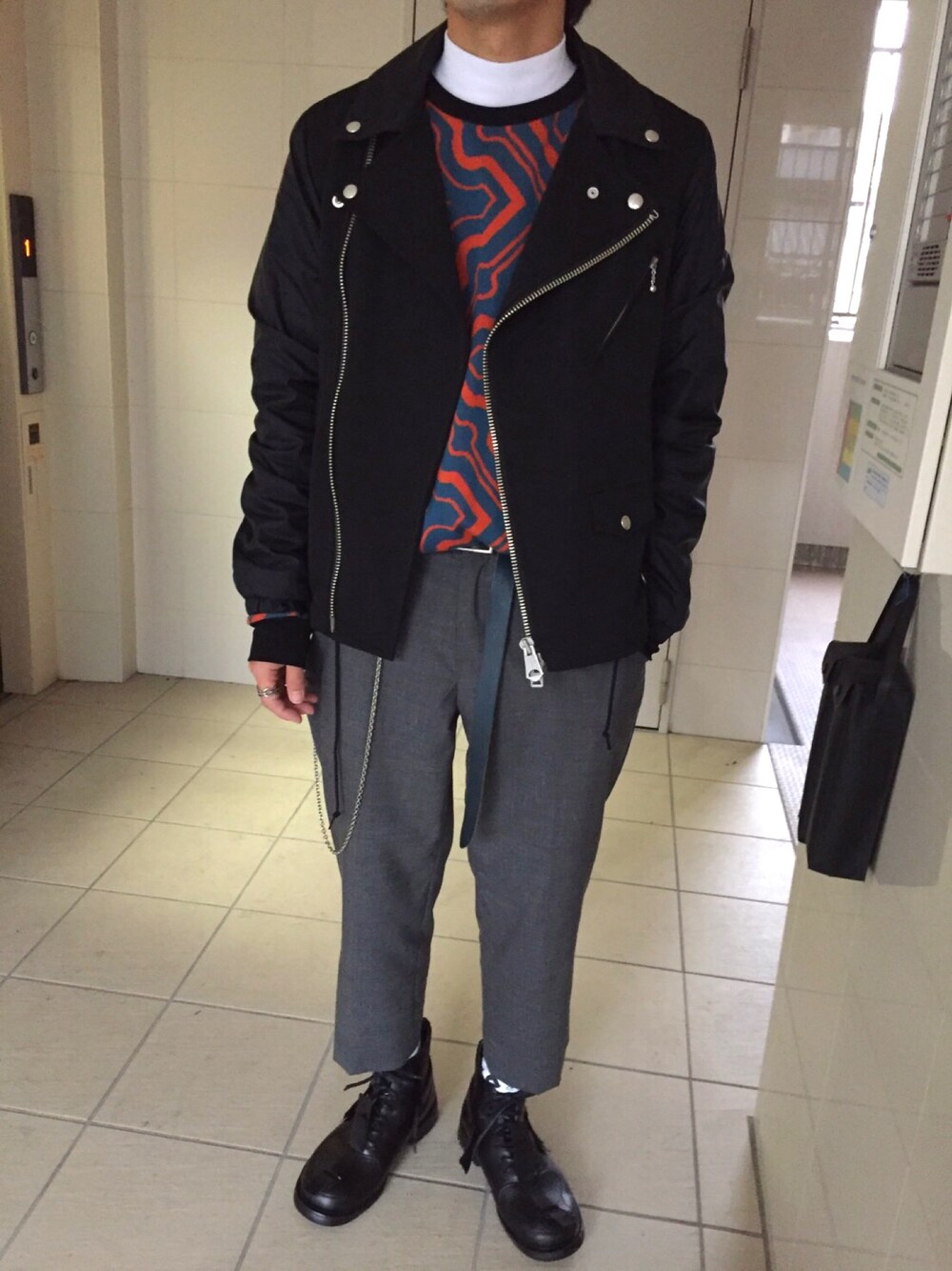 「soe、neonsign、ganryu、ｔｏｎｅ、wyatt、KIDS LOVE GAITE」｜「soeのSOE/ソーイ/HERO L/S T-Shirts（Tシャツ/カットソー、ホワイト系）」を使った、hissaaaaさん（メンズ・170cm）の秋コーディネートの1枚目の写真