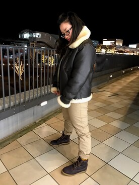「AVIREX（アヴィレックス）のアイテム（ムートンコート）」を使った、misiaさん（レディース・164cm）の冬コーディネート