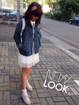 「snidel」｜「アイテム（スウェット）」を使った、Hui Man Yeeさん（レディース・152cm）の冬コーディネート