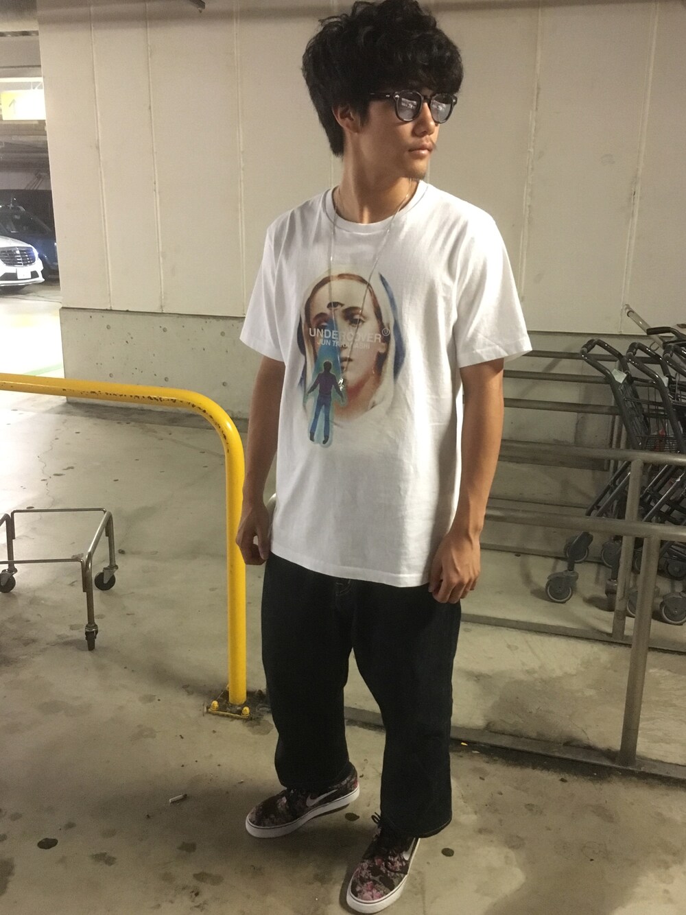 「NikeSB、UNDER COVER、ganryu、モードストリート、Moscot」｜「UNDERCOVERのUCR3801（Tシャツ/カットソー、ホワイト系）」を使った、John Titorさん（メンズ・165cm）の夏コーディネートの1枚目の写真