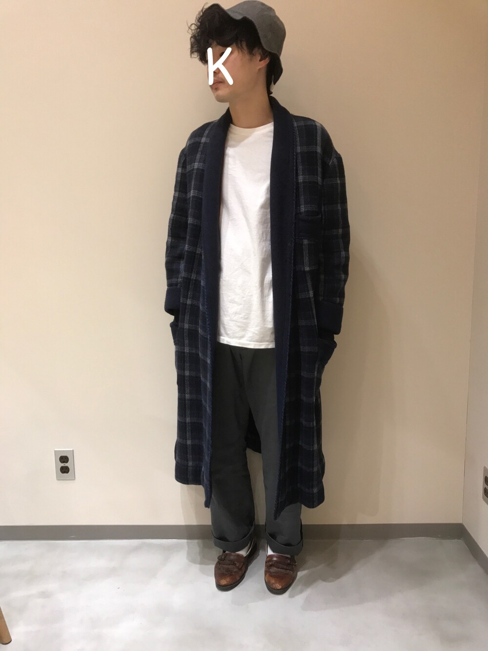 「usedのアイテム（帽子、グレー系）」を使った、wakさん（メンズ・172cm）の冬コーディネートの1枚目の写真
