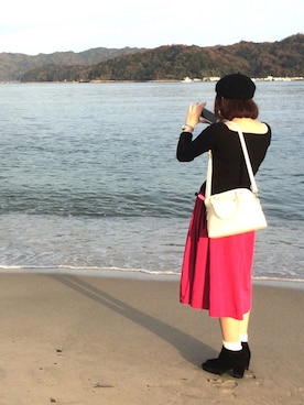 「海」｜「アイテム（ハンチング/ベレー帽）」を使った、みいちゃんさん（レディース・161cm）の秋コーディネート