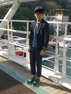 「LESS（レス）のアイテム（キャップ）」を使った、阿澤さん（メンズ・170cm）の冬コーディネート