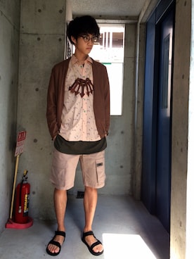 「VERSUS（ヴェルサス）のアイテム」を使った、やまもとさん（メンズ・176cm）の春コーディネート