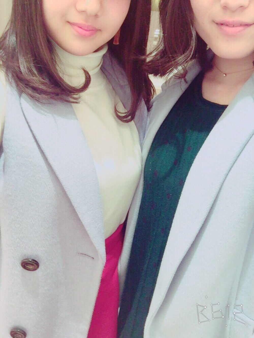 「christmas、Christmas Party、クリスマスカラー、red、green、friends、おそろいコーデ、偶然」｜「earth music&ecologyのアイテム（ワンピース、グリーン系）」を使った、Hazukiさん（レディース・158cm）の冬コーディネートの1枚目の写真