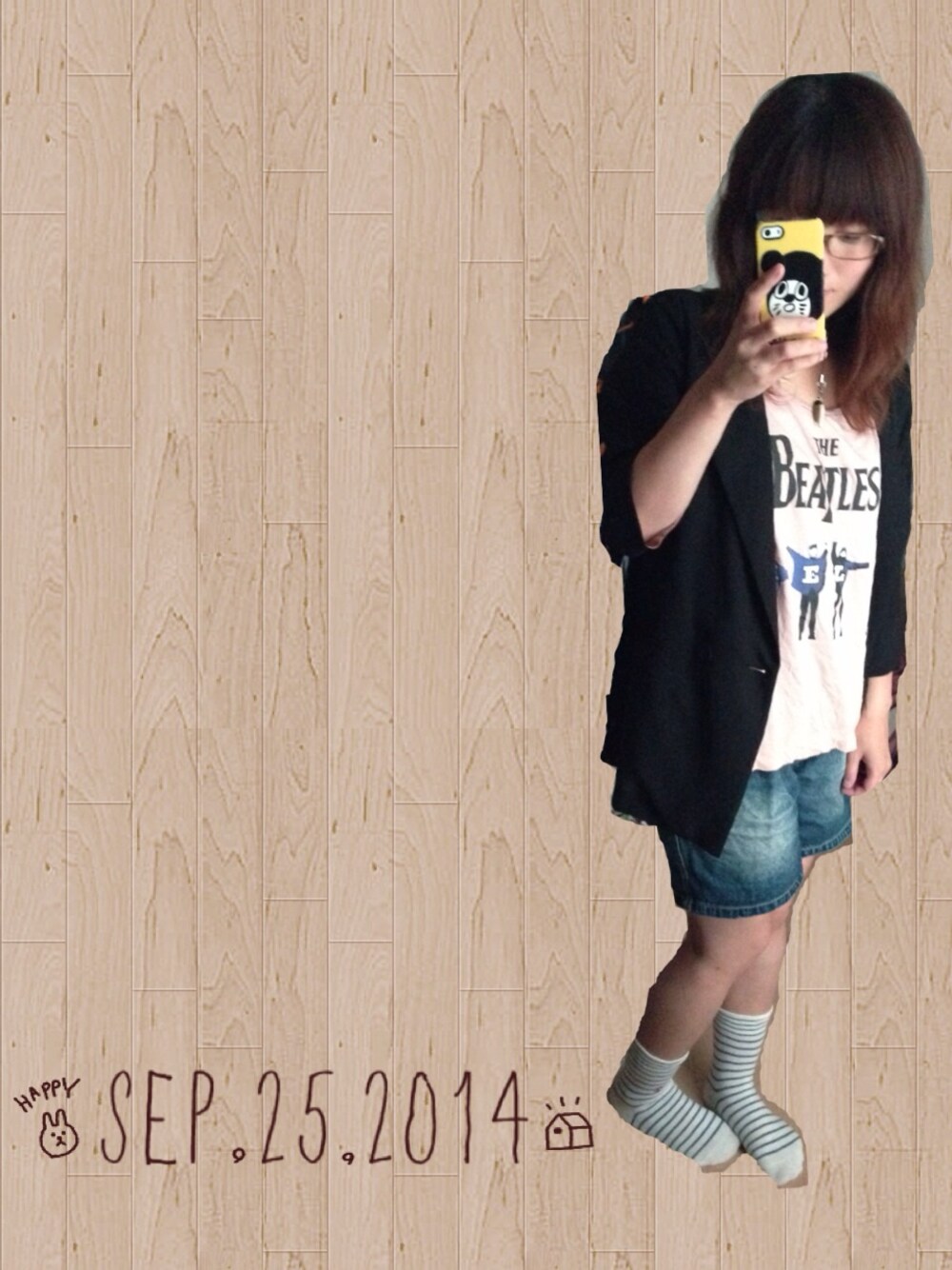「ジャケット、Tシャツ、ショートパンツ」｜「earth music&ecologyのNo Collar Double/7分袖ジャケット（テーラードジャケット、ブラック系）」を使った、こんさん（レディース・149cm）の秋コーディネートの1枚目の写真