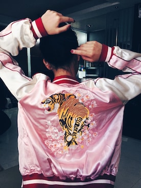 「ZALORA（-）のアイテム（ジャケット/アウター）」を使った、#Vanliさん（レディース・162cm）の秋コーディネート