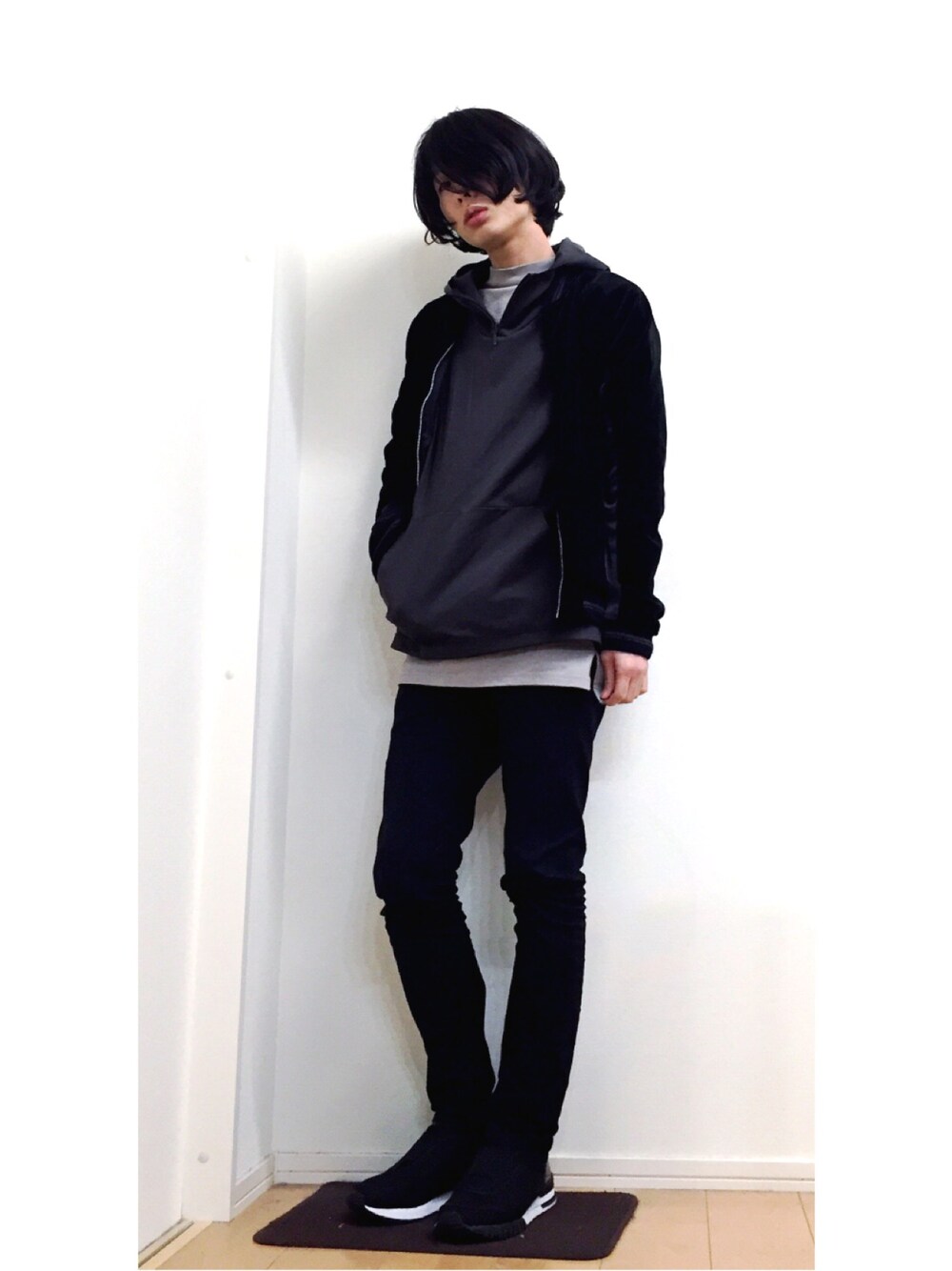 LAD MUSICIANのスタジャンを使った人気ファッションコーディネート - WEAR