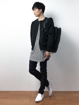 「TOMMY HILFIGER（トミーヒルフィガー）のアイテム（シューズ）」を使った、武井一輝さん（メンズ・172cm）の春コーディネート