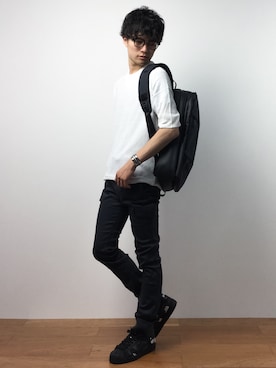 「incase（インケース）のアイテム」を使った、武井一輝さん（メンズ・172cm）の夏コーディネート