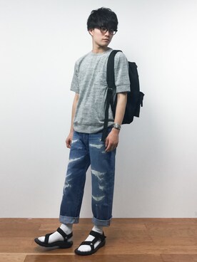 「FREDY&GLOSTER（フレディアンドグロスター）のアイテム（Tシャツ/カットソー）」を使った、武井一輝さん（メンズ・172cm）の夏コーディネート