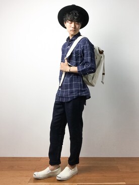 「アイテム（バックパック/リュック、ホワイト系）」を使った、武井一輝さん（メンズ・172cm）の夏コーディネート