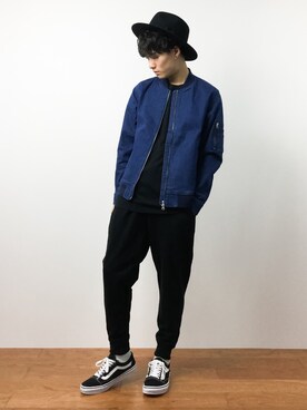 「CABANE de ZUCCa（カバンドズッカ）のアイテム（パンツ）」を使った、武井一輝さん（メンズ・173cm）の夏コーディネート