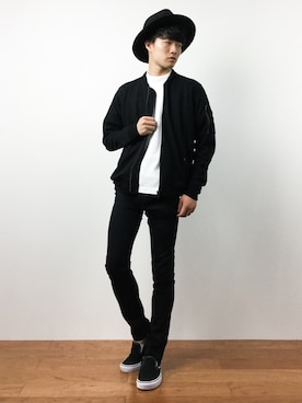 「KICS DOCUMENT.（キクス ドキュメント）のアイテム（トップス）」を使った、武井一輝さん（メンズ・173cm）の夏コーディネート