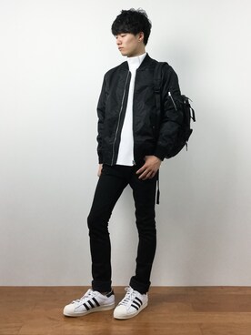 「SENSE OF PLACE by URBAN RESEARCH（センスオブプレイスバイアーバンリサーチ）のアイテム（MA-1）」を使った、武井一輝さん（メンズ・173cm）の秋コーディネート