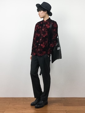「semantic design（セマンティックデザイン）のアイテム」を使った、武井一輝さん（メンズ・173cm）の秋コーディネート