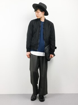 「green label relaxing（グリーンレーベルリラクシング）のアイテム（MA-1）」を使った、武井一輝さん（メンズ・173cm）の秋コーディネート