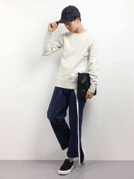 「DC SHOES（ディーシーシューズ）のアイテム」を使った、武井一輝さん（メンズ・173cm）の秋コーディネート