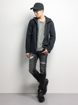 「Sport Performance（スポーツパフォーマンス）のアイテム」を使った、武井一輝さん（メンズ・173cm）の秋コーディネート