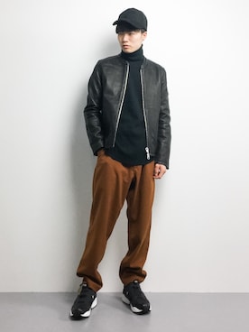 「JUNRED（ジュンレッド）の【ゆったり暖かい】ウォームクロスワイドテーパードパンツ（その他パンツ）」を使った、武井一輝さん（メンズ・173cm）の秋コーディネート