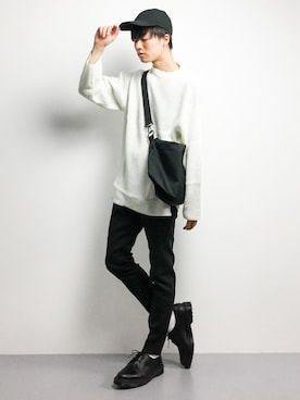 「STUDIOUS（ステュディオス）のアイテム（バッグ）」を使った、武井一輝さん（メンズ・173cm）の冬コーディネート