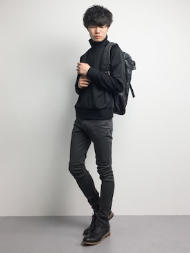 「GLOBAL WORK（グローバルワーク）のアイテム（ジャージ）」を使った、武井一輝さん（メンズ・173cm）の冬コーディネート