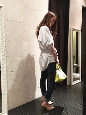 「GIANNI CHIARINI（ジャンニ キアリーニ）のアイテム」を使った、AYUMIさん（レディース・166cm）の冬コーディネート