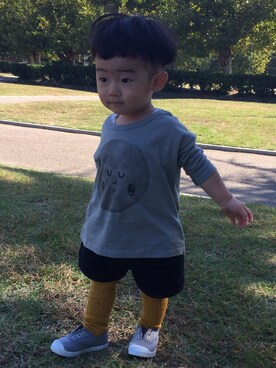 「Cienta（シエンタ）のアイテム（モカシン/デッキシューズ）」を使った、tennosuke10さん（キッズ・80cm）の秋コーディネート