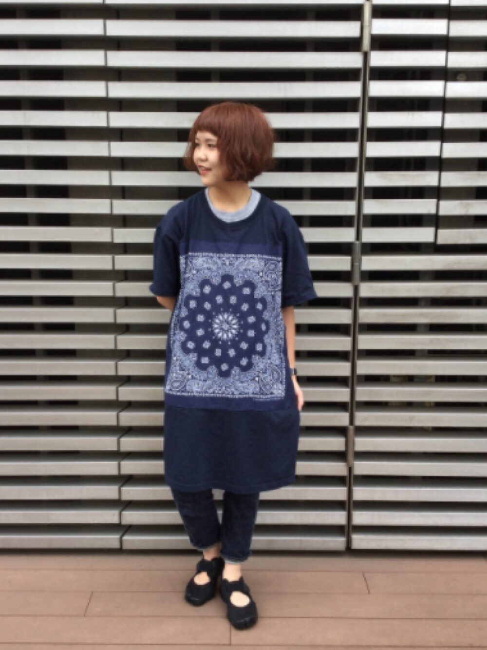 「BEAMS BOY、バンダナ、リラックススタイル、orslow」｜「BEAMS BOYの【予約】CHED / バンダナ パッチ Tシャツワンピース（ワンピース、ブルー系）」を使った、nishikawaさん（レディース・166cm）の夏コーディネートの1枚目の写真
