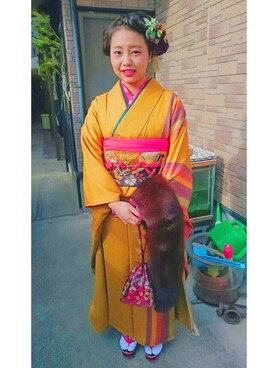 ゴールド系のアイテムを使った 振袖 の人気ファッションコーディネート 髪型 ベリーショートヘアー Wear