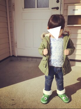 「OLD NAVY（オールドネイビー）のアイテム（ミリタリージャケット）」を使った、Leeさんさん（キッズ・90cm）の冬コーディネート